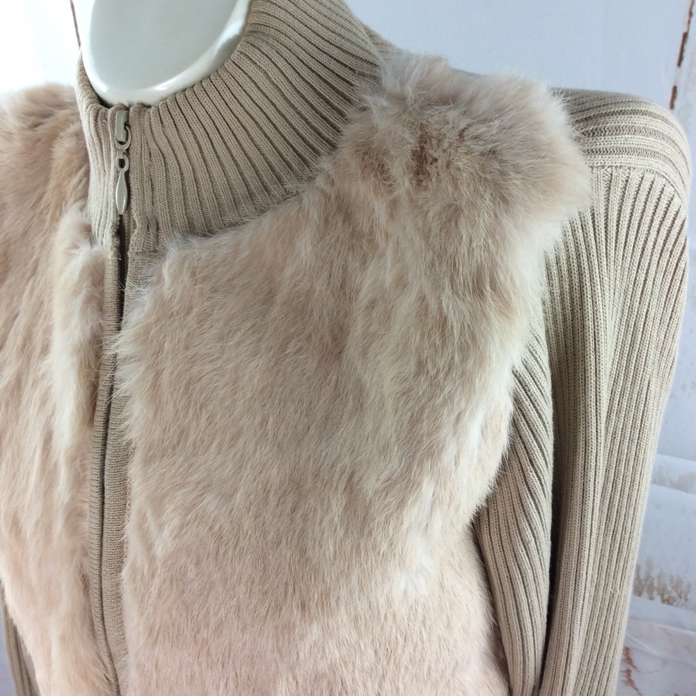 Tan fur trim Sweater jacket - Picture 2 of 6